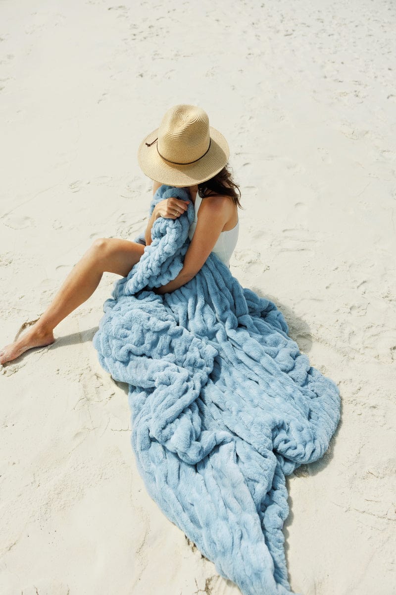 Hugs Alaskan Blue Blanket